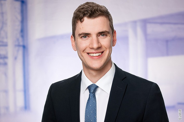  Dr. Julian Stegerer, LL.M. 